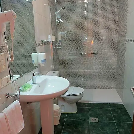 Anunciada Hotel 2*